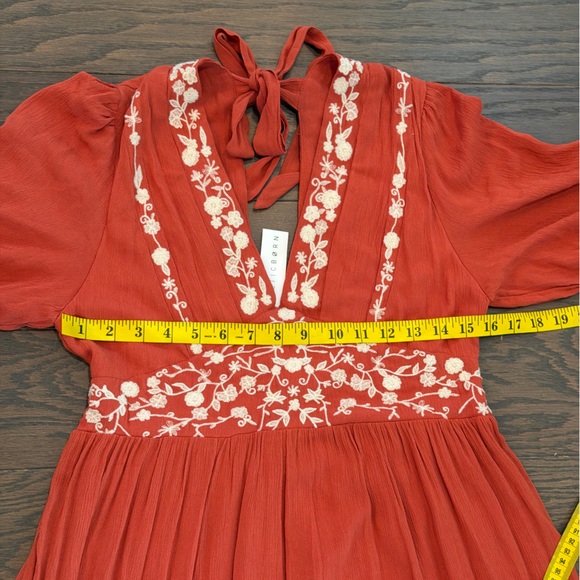Baltic Born Santa Fe Embroidered Maxi Dress in Rust Size Medium NWT - Picture 7 of 10